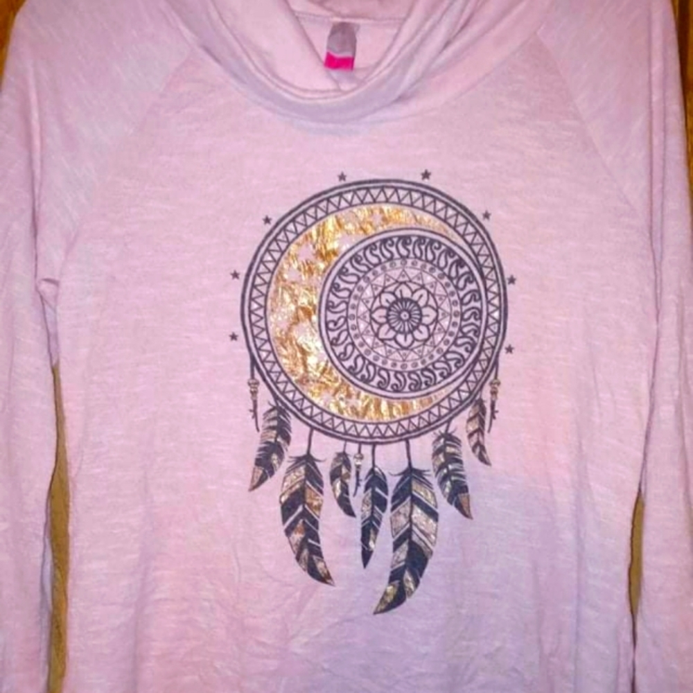 Never worn, to small